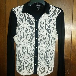 Black and white floral button up